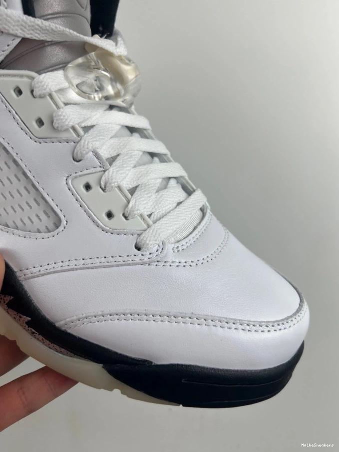 MaikeSneakers RETRO BLACK' JORDAN 'WHITE DD0587-110 5 AIR 0801